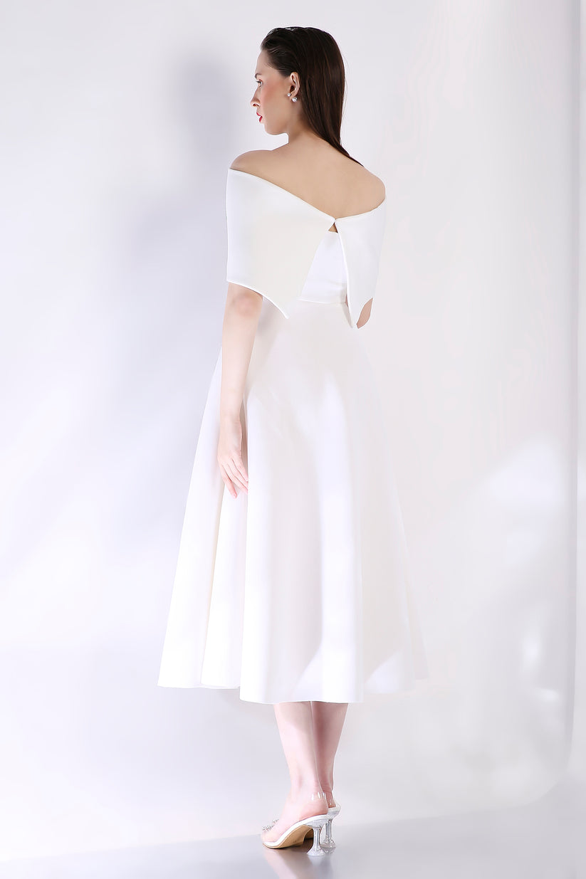Embodies elegance floral design Dress
