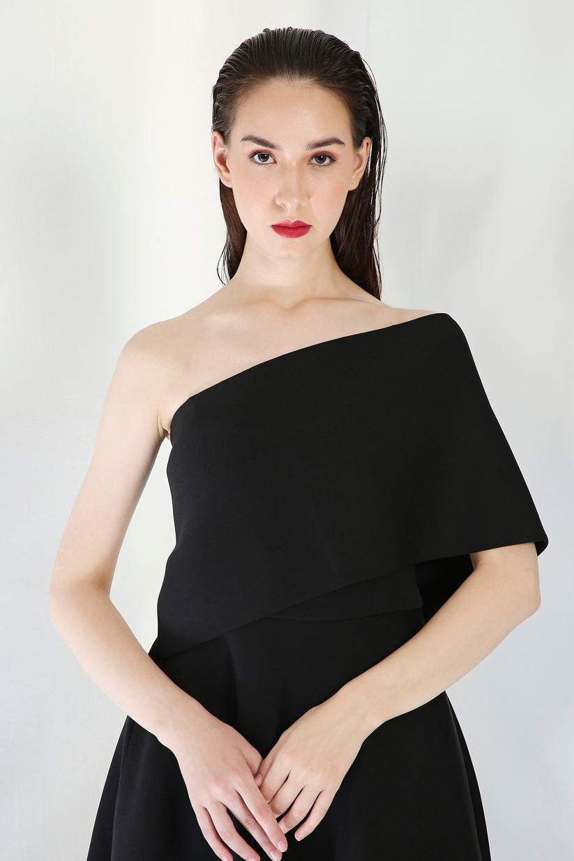 Olive dress embodies elegance