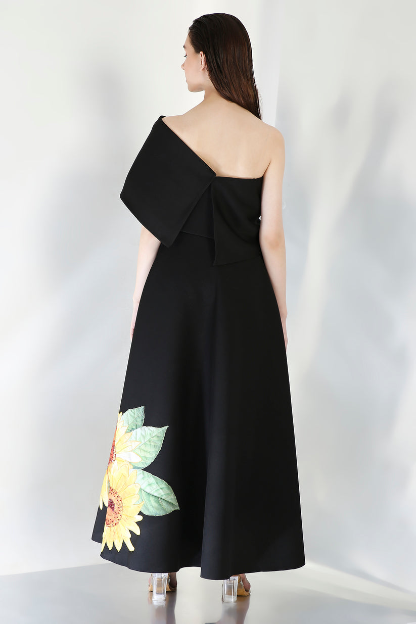 Olive dress embodies elegance