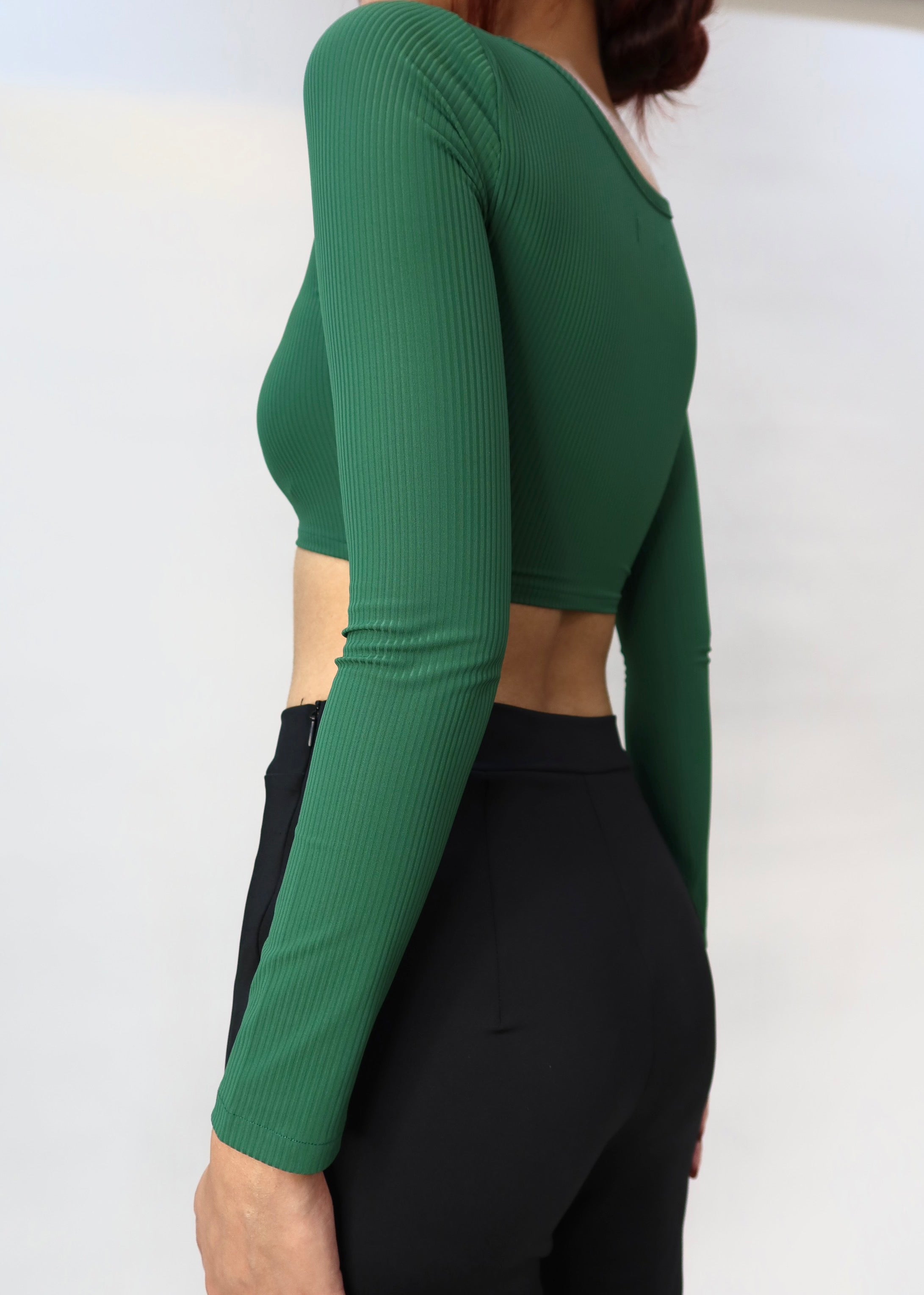 Aria Scoop Neck Crop Top